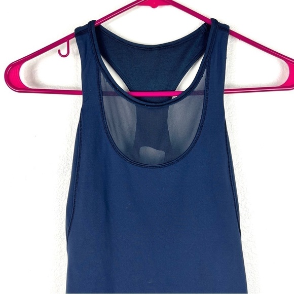 Lululemon Gear Up Black Mesh Detail Tank size 4 - Picture 5 of 8